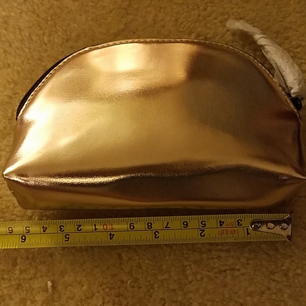 NWT VS Rose Gold, Three in one, Cosmetic Bag - Picture 7 of 7
